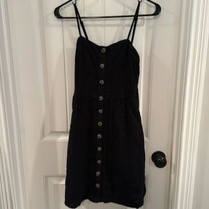 Universal thread button front dress.